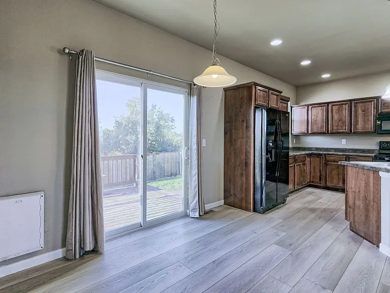 440 Cholla Dr — Photo 13