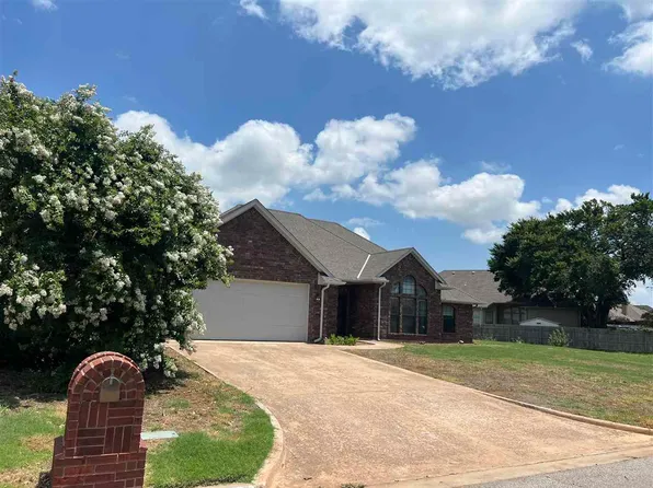 2003 NE 31st St, Lawton, OK 73507