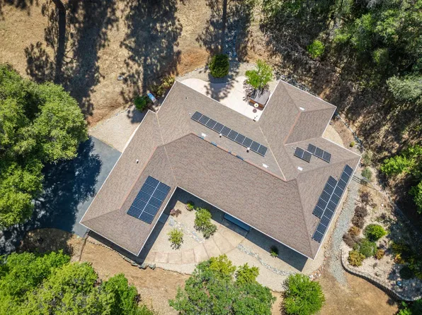 2225 Meadow Ln, Placerville, CA 95667