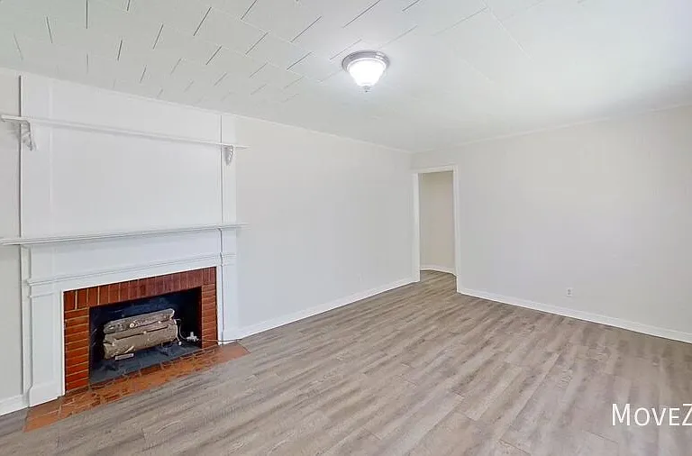 412 Hamby St — Photo 9