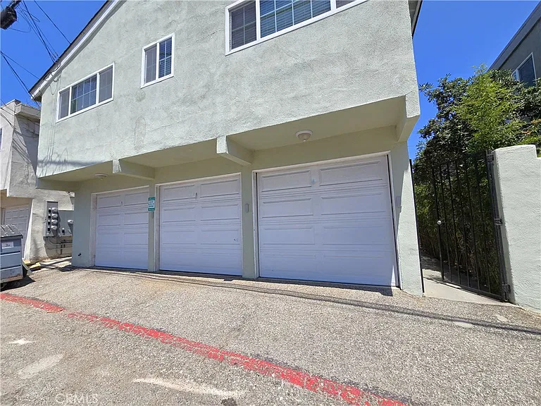 1214 Agate St #D — Photo 16