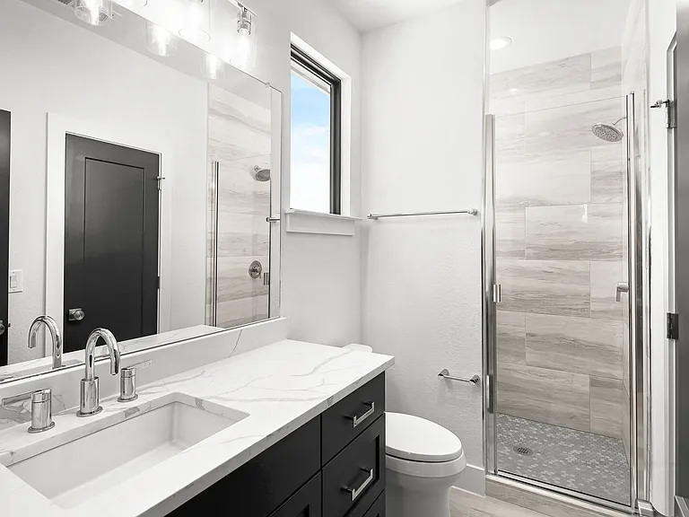Highland Dr — Photo 33