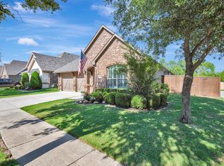 6956 Finch Dr, North Richland Hills, TX 76182