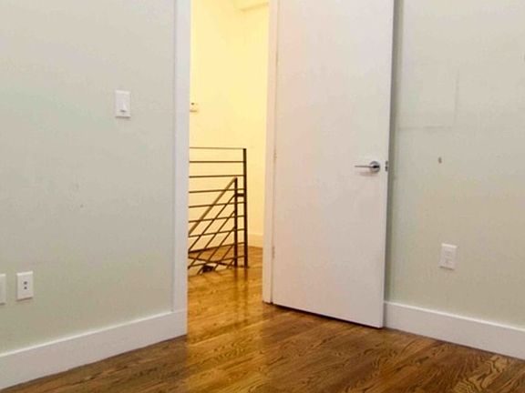 2nd image of 358 Palmetto St #1F