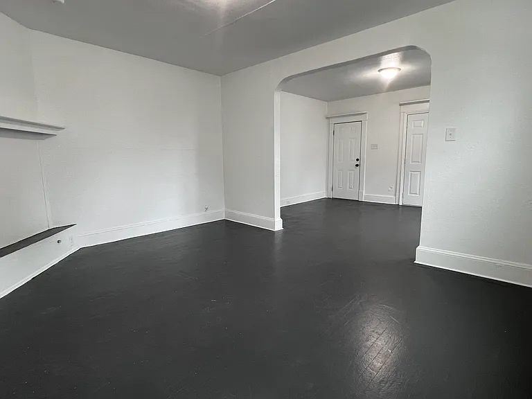 1707 Holladay St #7 — Photo 13