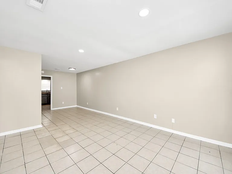 1736 Crestdale Dr #8 — Photo 4