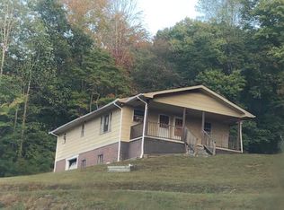 448 Plasters Rd, Swords Creek, VA 24649