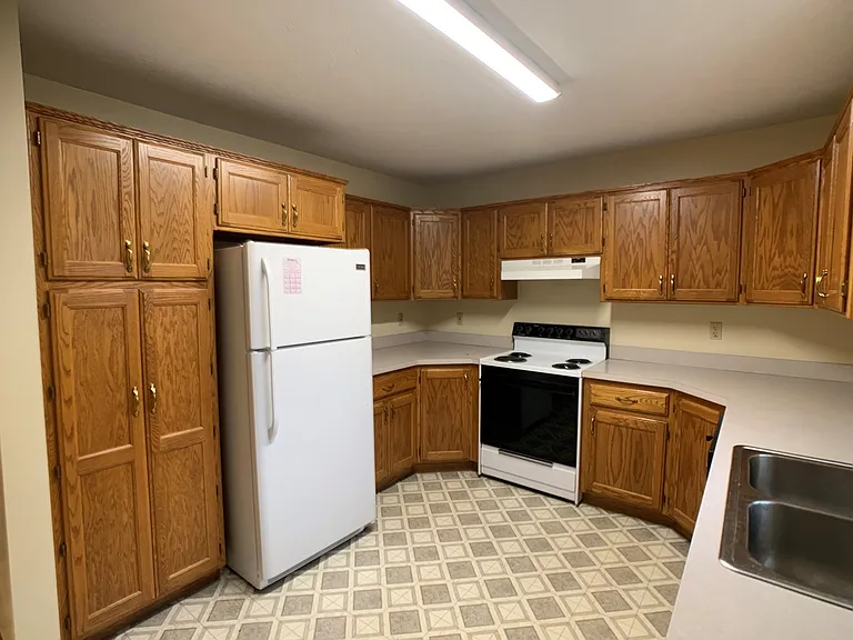 124 Harvey Dr — Photo 8