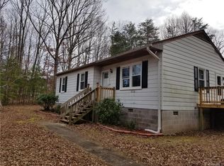 4489 River Rd W, Goochland, VA 23063