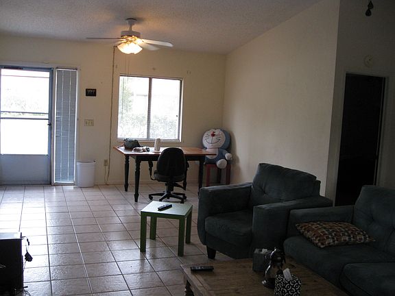 3rd image of 94 Fleetwood Dr