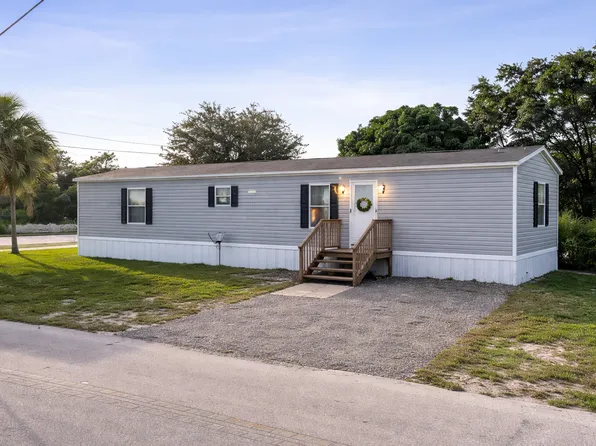 25 NE 17th St, Stuart, FL 34994