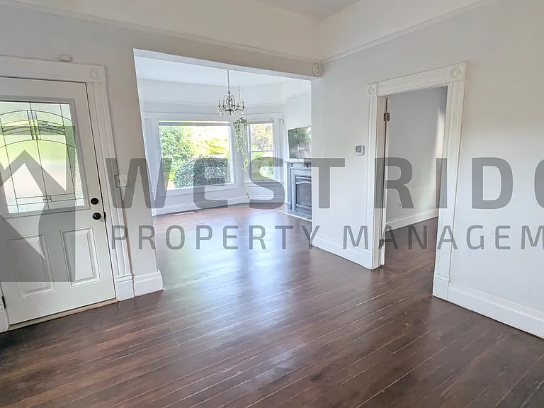 3944 SE 33rd Pl — Photo 3