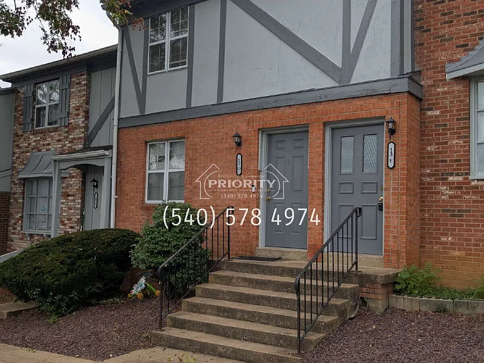 13 Holly Ct #E