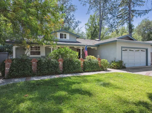 2483 Creekside Avenue, Napa, CA 94558