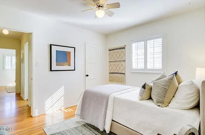 4837 Crown Ave — Photo 20