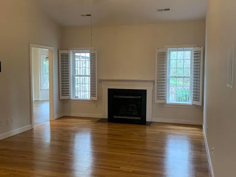 9406 Colvincrest Dr — Photo 11