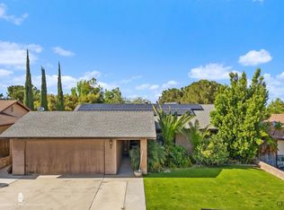 610 Sunset Ln, Taft, CA 93268