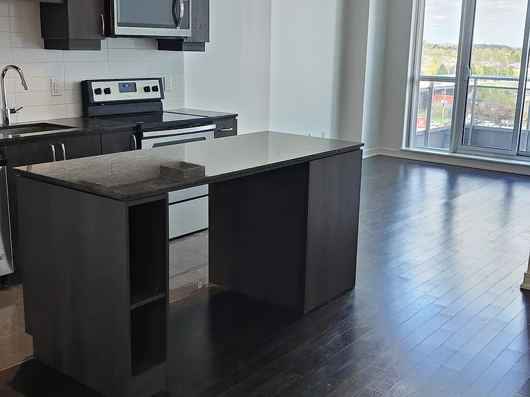 9205 Yonge St N #804 — Photo 4