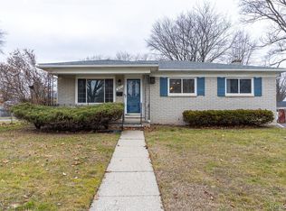 9019 Beatrice St Livonia MI 48150 Zillow