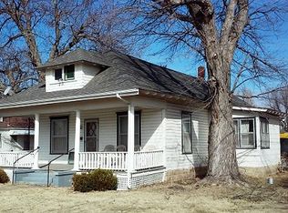 212 Chestnut St, Stafford, KS 67578