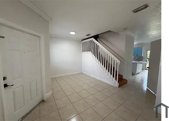 1512 SE 31st Ct — Photo 3