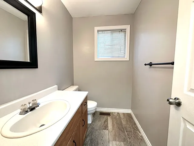 4 Golding Pl — Photo 8