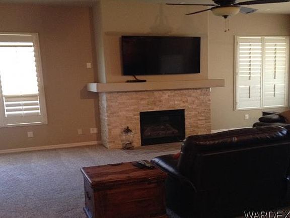 5th image of 2896 Esmerelda Dr