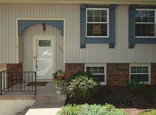 11005 NW 58th St, Kansas City, MO 64152