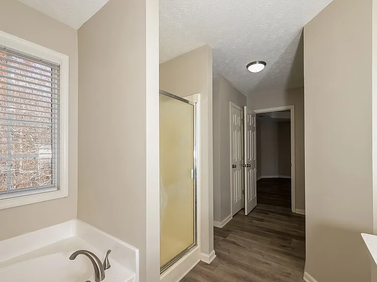 2152 Glen Hope Ln — Photo 13