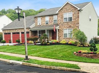 1 Pickering Bnd, Langhorne, PA 19047