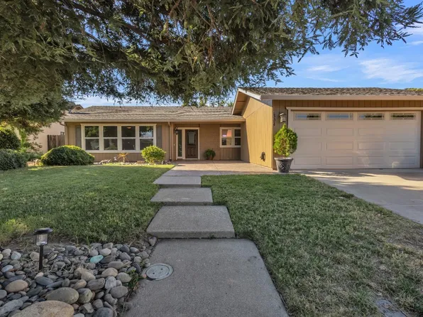 1304 Earth Flower Dr, Stockton, CA 95209