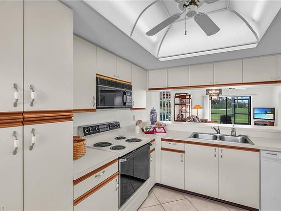 5th image of 7280 Coventry CT #505