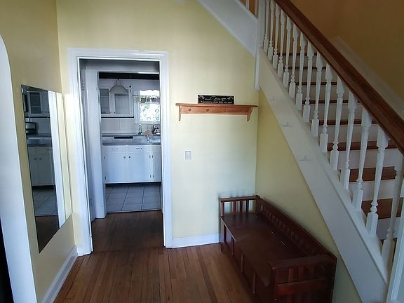 Front entry area