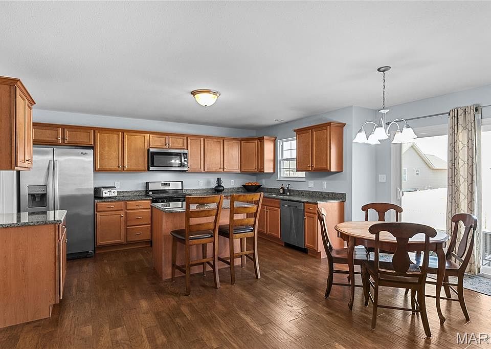 3469 Chippewa Dr, Shiloh, IL 62221 | Zillow