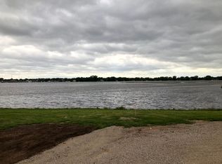 250 Twin Harbor Dr, WINNECONNE, WI 54986