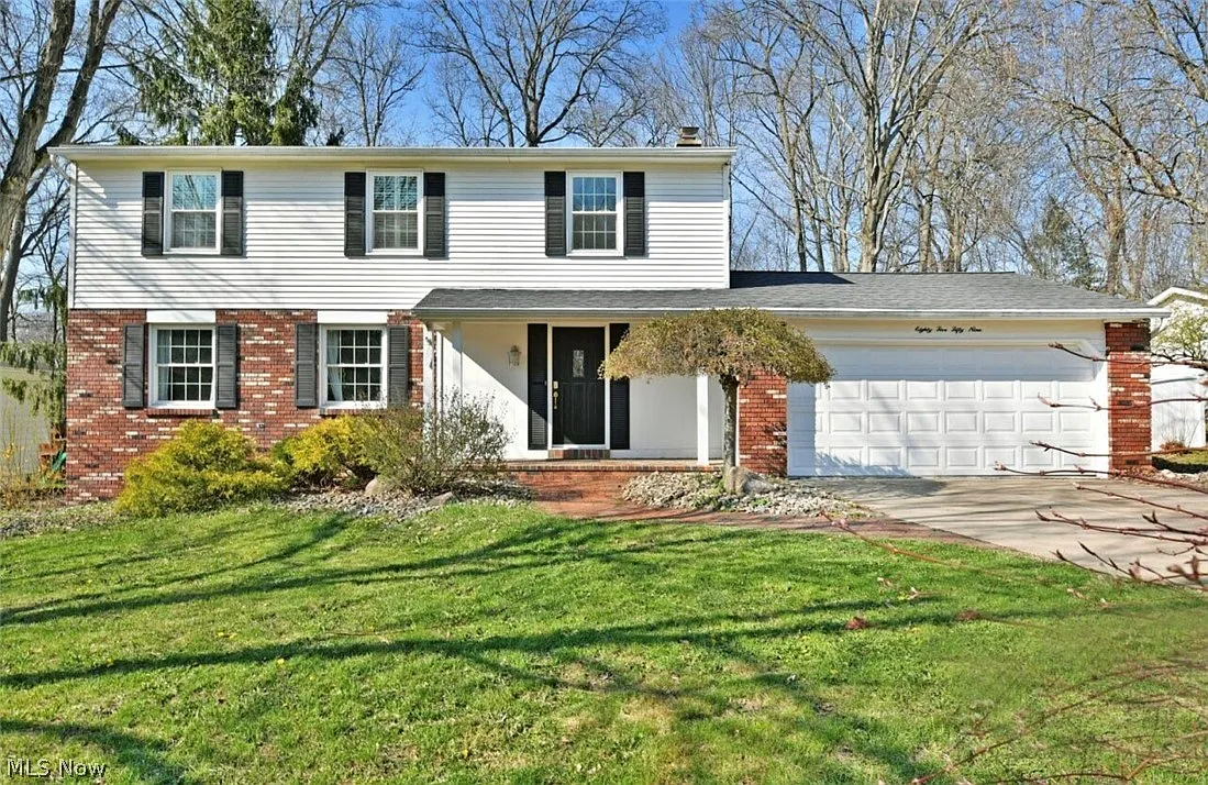 8559 Bayberry Dr NE photo 1