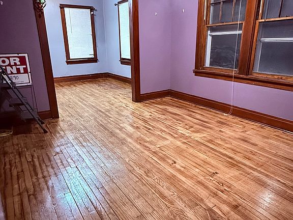 5th image of 6 Fairview Ave #1