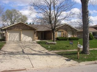 191 Juniper Ln, Bloomingdale, IL 60108