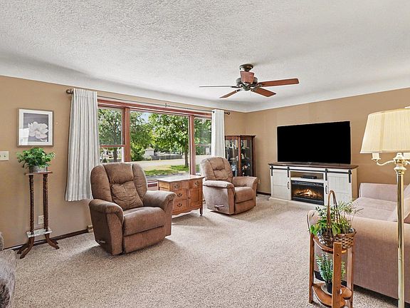 4th image of 525 21st St