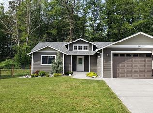 1340 Admirals Dr, Coupeville, WA 98239