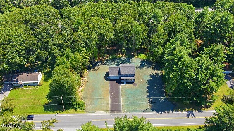 4th image of 61 Jones Road