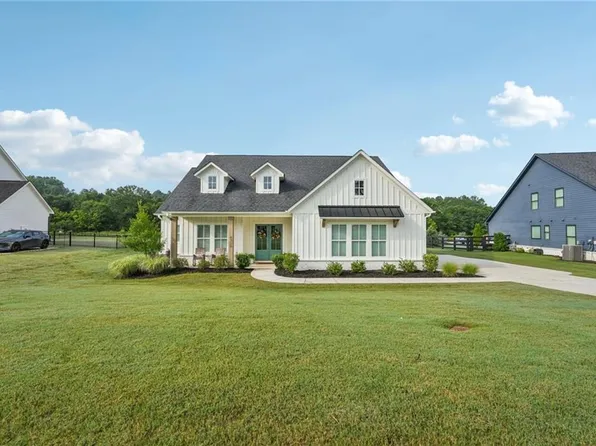 4720 Down Setting Rd, Cumming, GA 30028