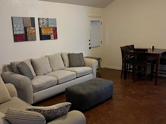 4th image of 503 Straws Mill Rd APT A
