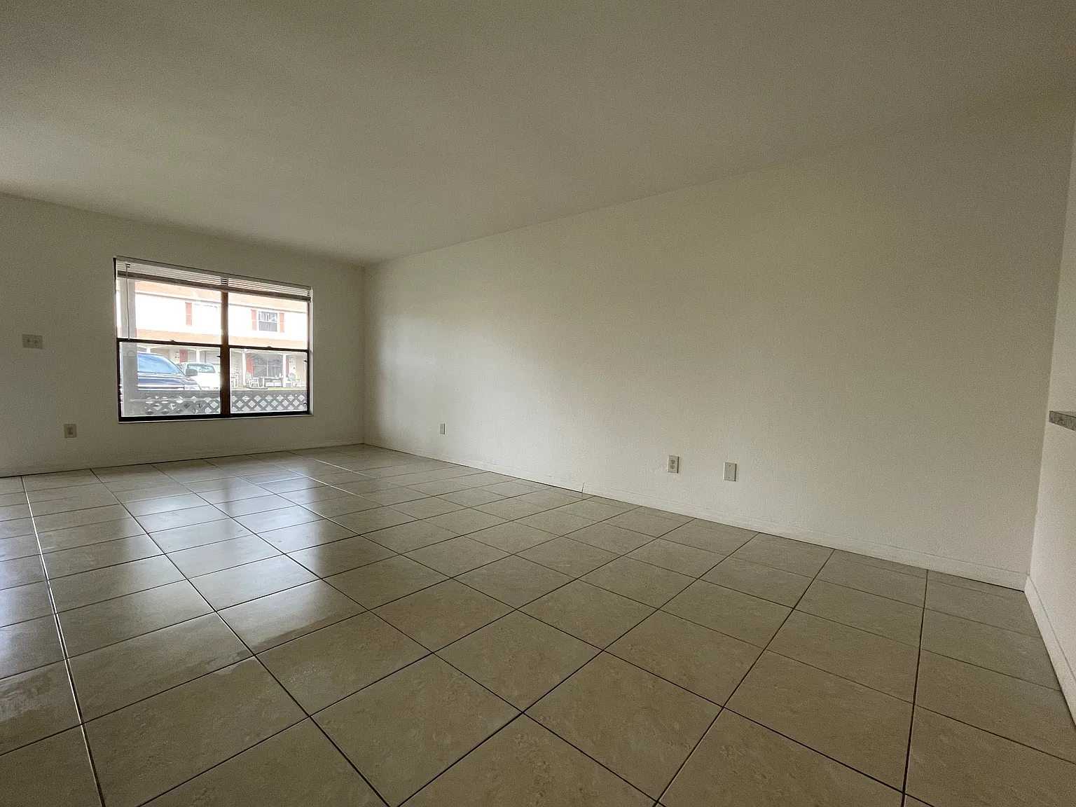 2 bed, 1.5 bath, 1024 sqft, $1,500 — Photo 4