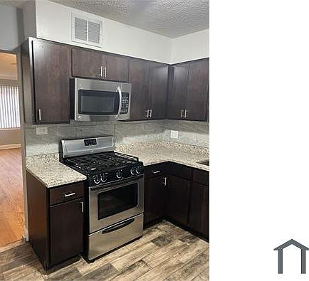 3rd image of 5042 W Jackson Blvd APT D