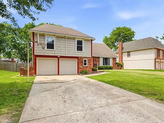 3rd image of 9726 Winslow Pl