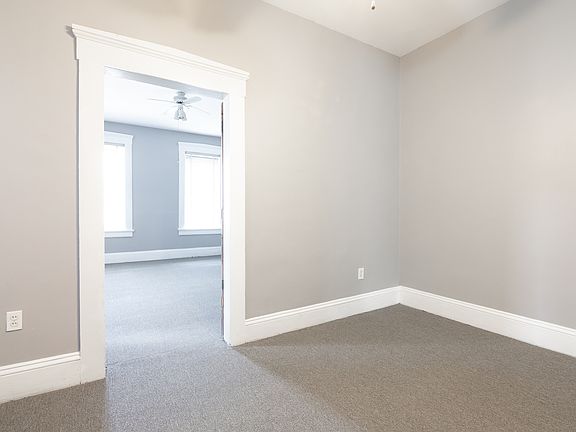 4th image of 1210 Lynch St Floor 2