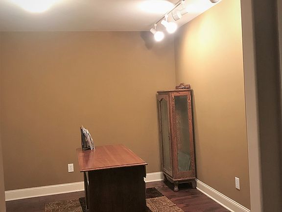 Office/Formal Dining