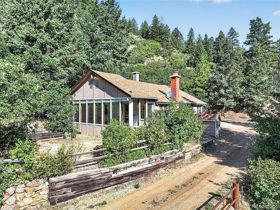 1st image of 2105 Hidden Valley Road