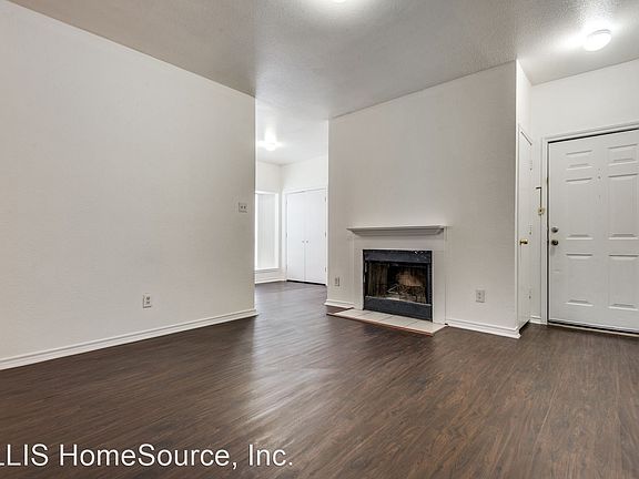 3rd image of 1108 Holly St #5104636